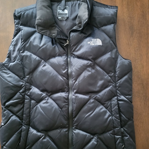 The North Face Jackets & Blazers - The North Face 550 vest
